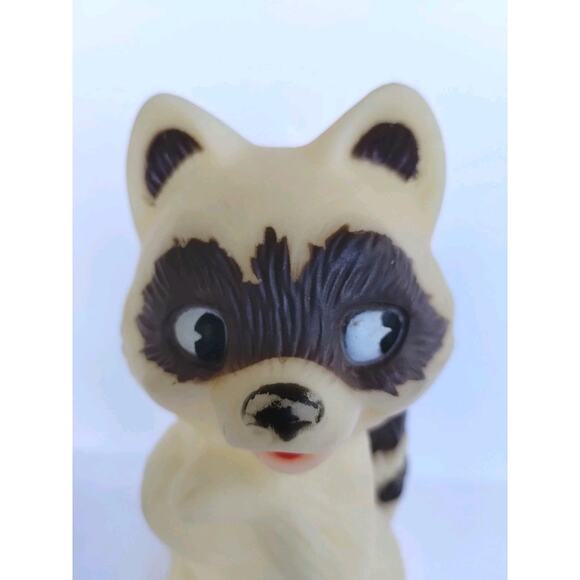 N.T. AUBIN Vintage 60's 5" SIDE EYE RACCOON Squeaky Rubber Toy Calif. USA RARE! - Picture 2 of 11